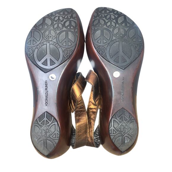DONALD J PLINER Bronze Leather Cyra Strappy Sandals Shoes Size 9M Made in Italy - Picture 7 of 8